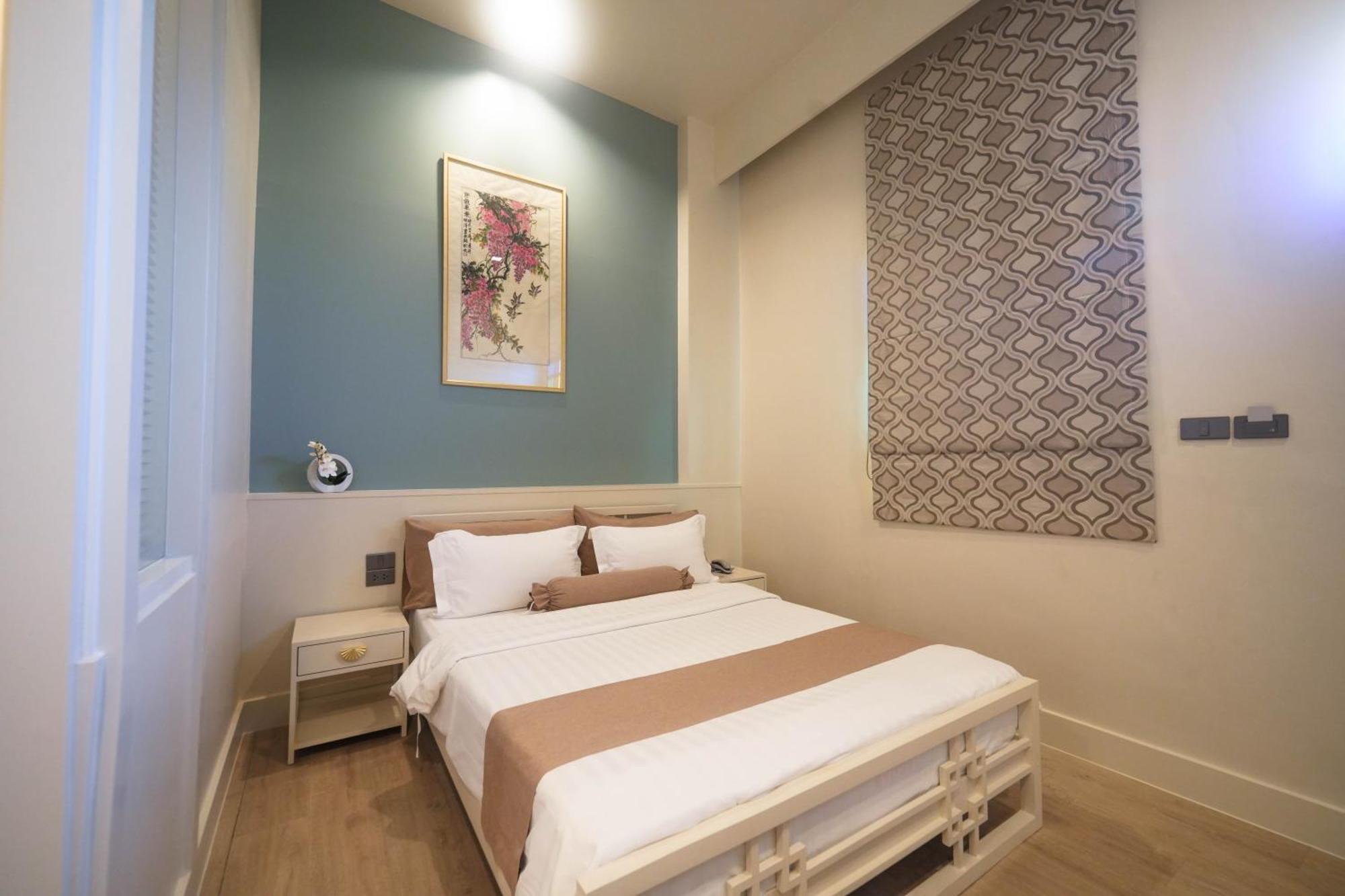 O'Nya Phuket Hotel Екстериор снимка