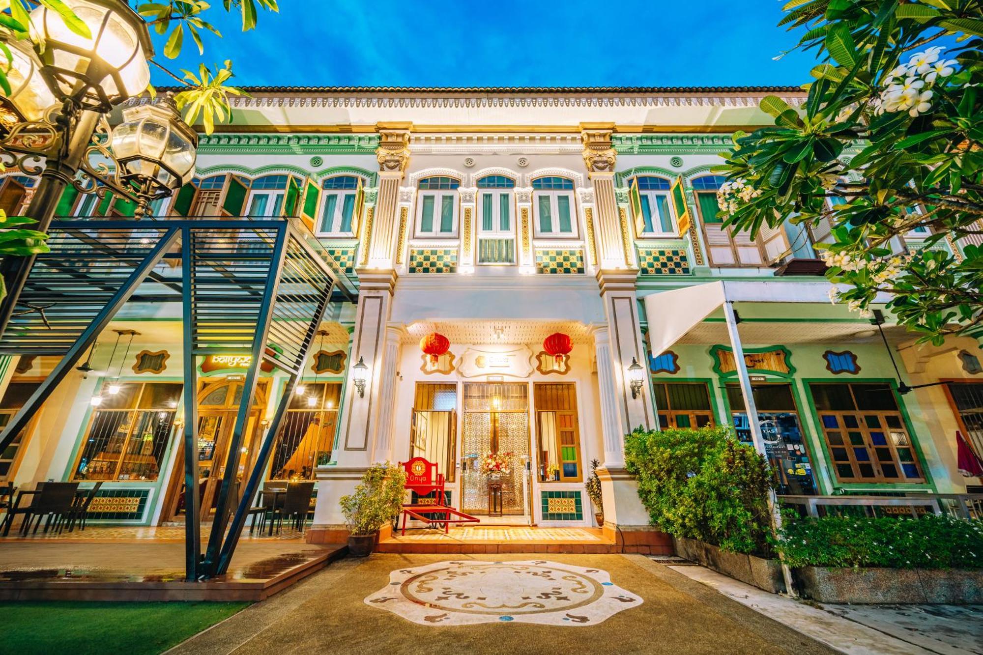 O'Nya Phuket Hotel Екстериор снимка