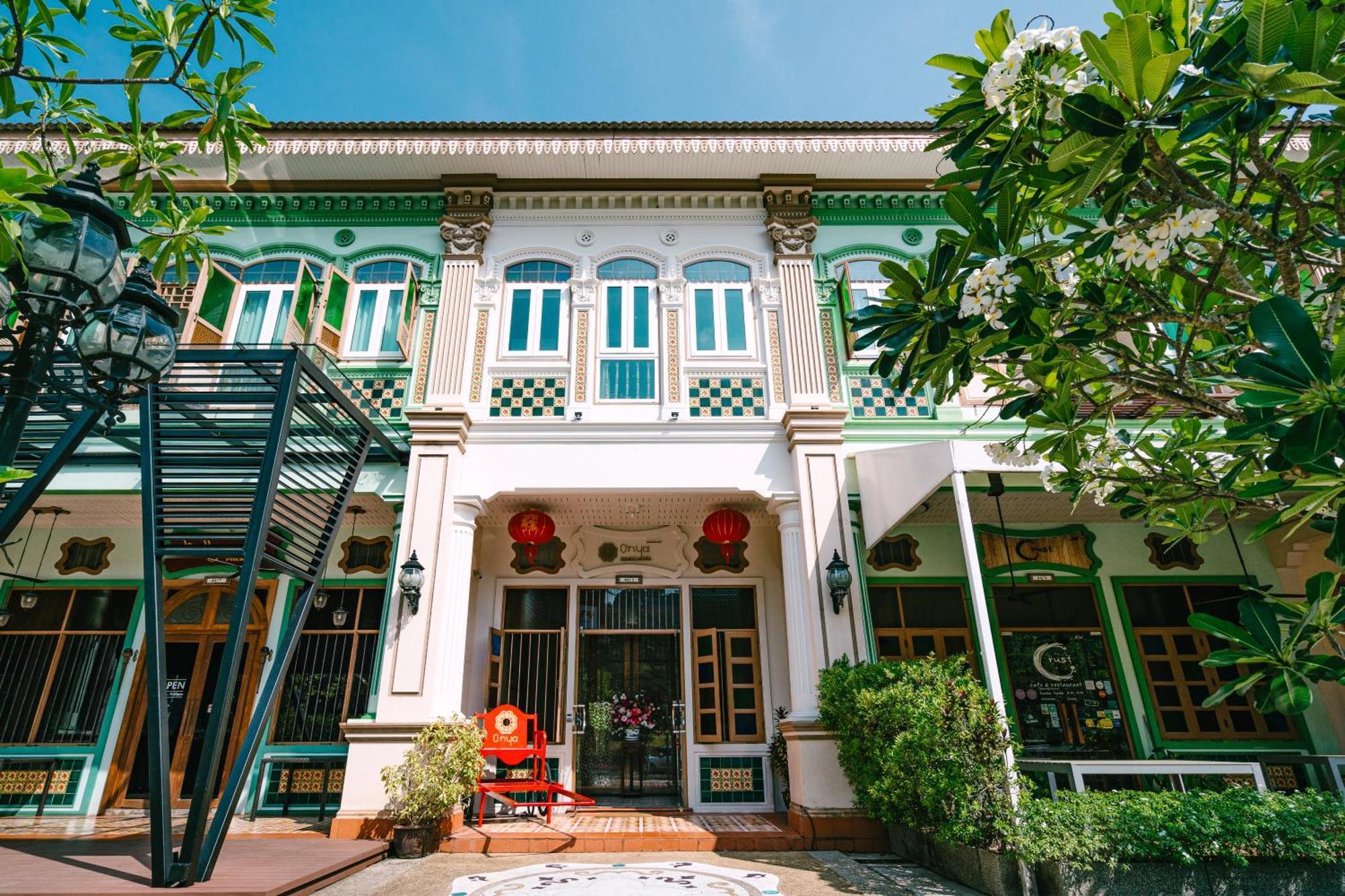 O'Nya Phuket Hotel Екстериор снимка