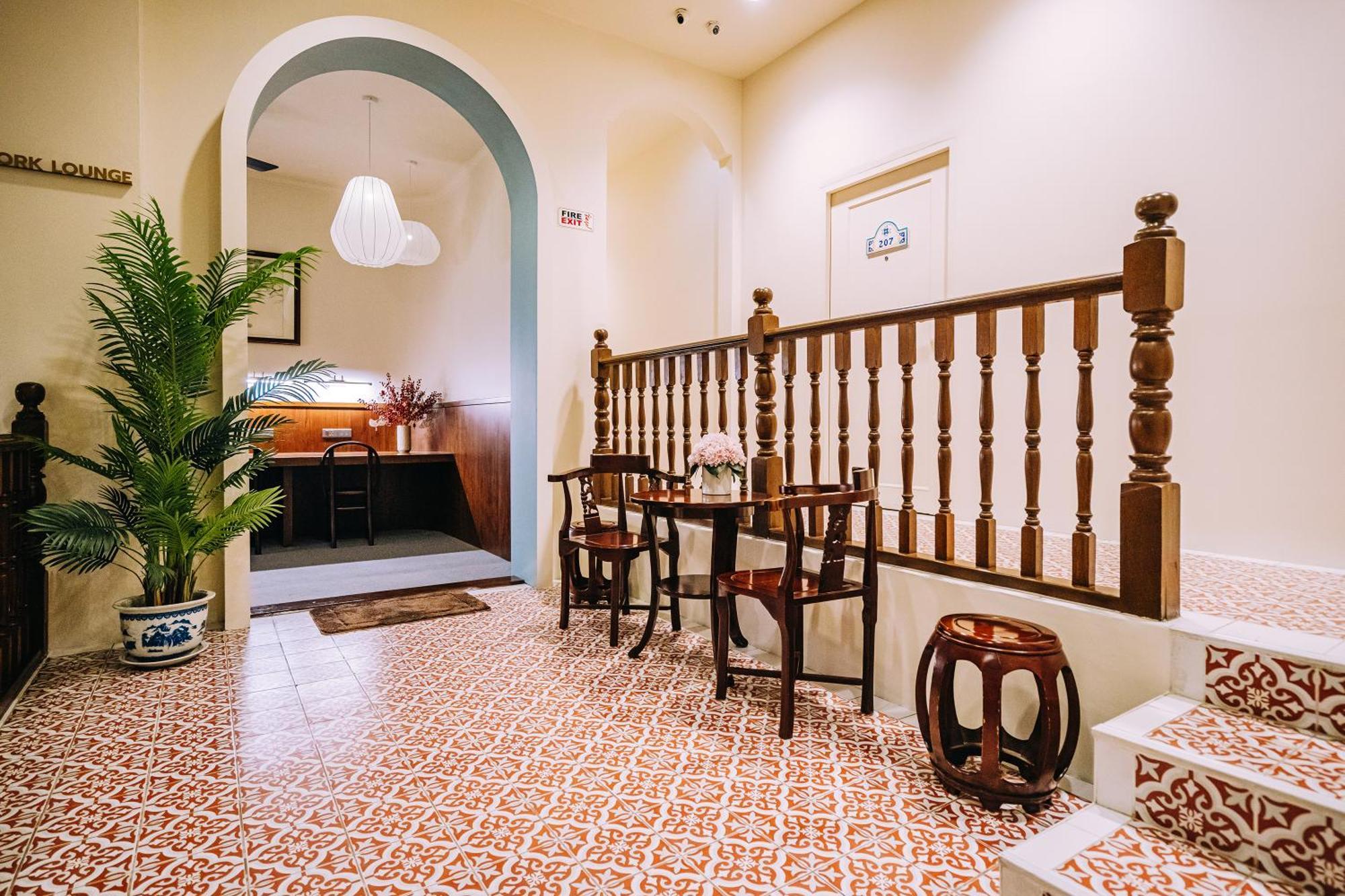 O'Nya Phuket Hotel Екстериор снимка